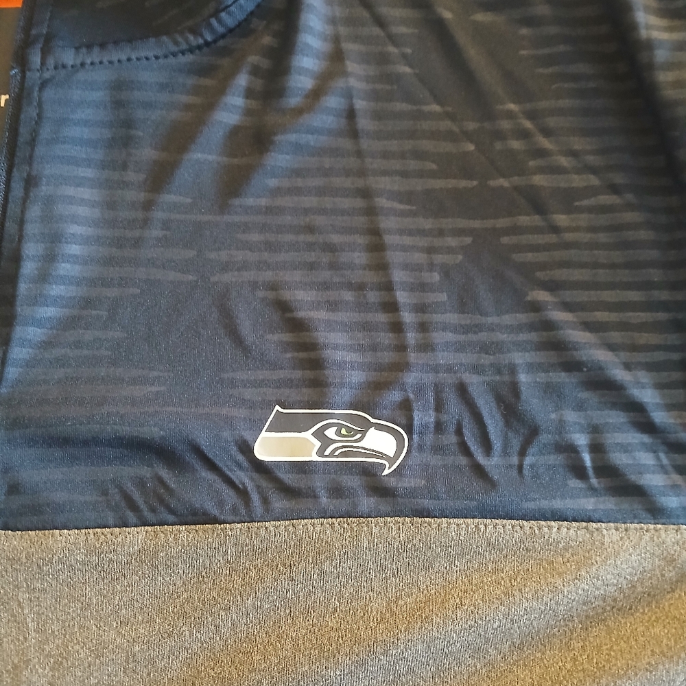 Seattle Seahawks Pullover - Picture 3 of 7